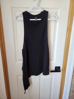 Vimmia Black Asymmetrical Tank Top